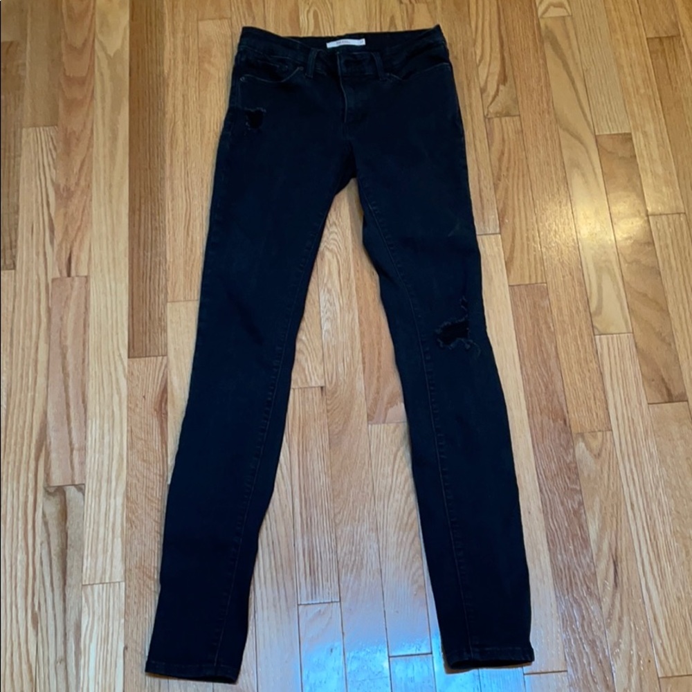 Levi’s 711 Skinny Jeans